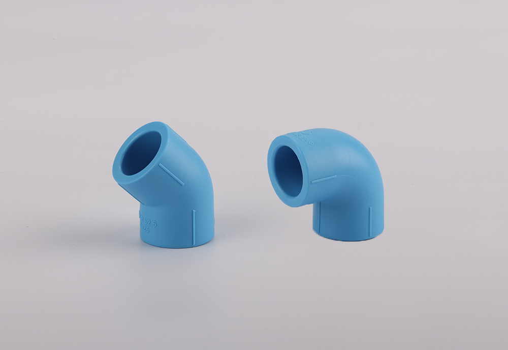 水管彎頭有幾種角度？